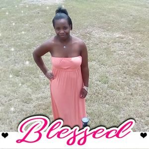 Meet your Posher, Candice